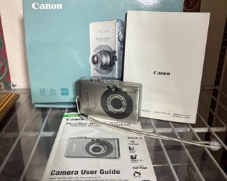 Canon Power Shot SD400 Digital Camera