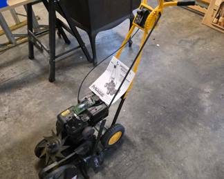 McLane Bas-Powered Lawn Edger