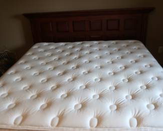 Queen mattress set