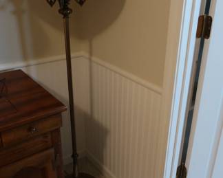 floor lamp