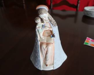 Hummel Madonna and child