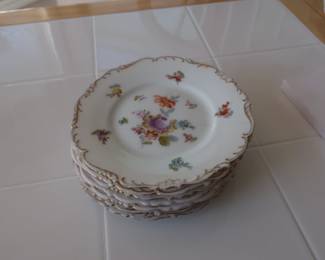 Dresden bread plates