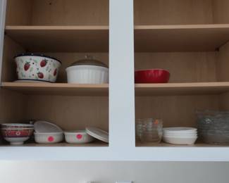 more kitchen items