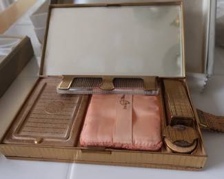 inside of Evans make up kit
