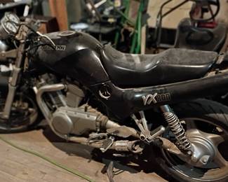 Suzuki XY800