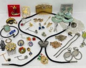  assortment of fashion jewelry 