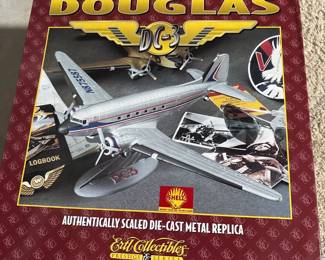 Ertl Collectibles Prestige Series die-cast replica of a Douglas DC-3 airplane
