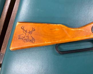 Daisy Buck Lever Cocking Shot Repeater BB Pellet Gun