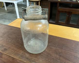 Anchor Hocking Wire Bale w/Wooden Handle Jar