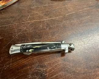G.C. Co Manual Folding Lockback Stiletto Knife - Italy