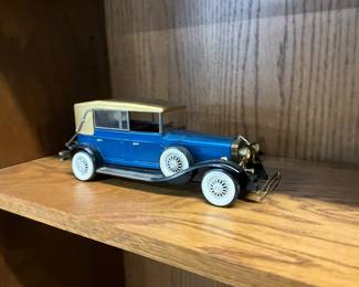 1928 Lincoln Model L Die Cast Car