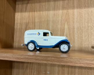 ERTL Die Cast N.H. Geotech 1932 Ford Panel Delivery Van Coin Bank