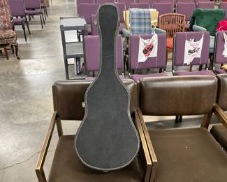 Global Guitar w/Case