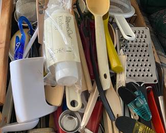 Assorted Kitchen Utensils