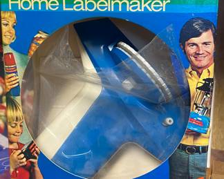 Dymo Labelmaker in Box