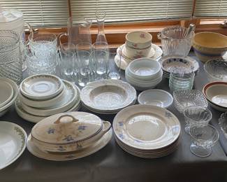 Assorted Glassware