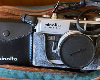 Minolta Hi-Matic E 35 mm Camera 