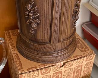 Vintage Brentwood Ice Bucket in Original Box