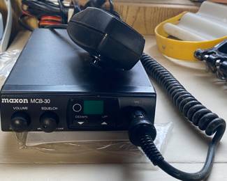 Maxon MCB-30 CB Radio