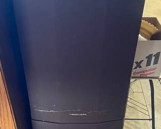 Realistic Stereo Speakers