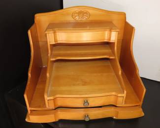 Table top desk/stationery organizer.