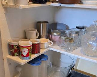 Kitchen Items 