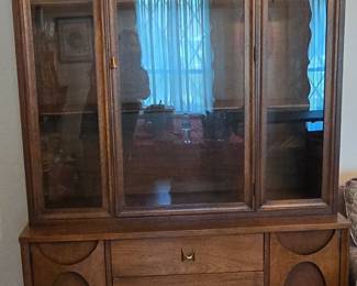 Very Pretty Midcentury Display Cabinet - China Hutch