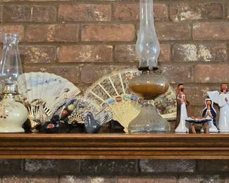 Oil Lamps - Fans - Nativity Scene 