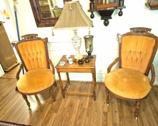 Pair of vivtorian chairs, crystall lamp