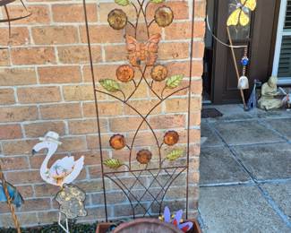 Metal trellis