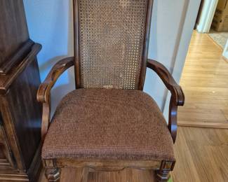 Arm chair