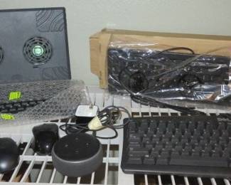 Merkury Dual Cooling Base for a laptop, Keyboards