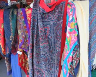 Women's Scarves