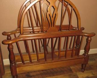 Pair Antique Twin Size Wooden Spindle Bedframes with Headboard/Footboard