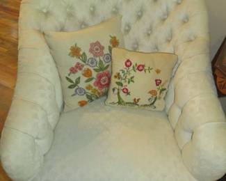 Vintage Tufted Accent Armchair on Casters, Embroidered Throw Pillows