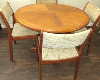 Mid Century D-Scan Kitchen Table Set