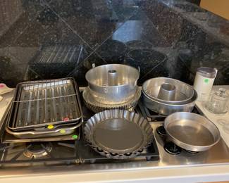 Baking pans