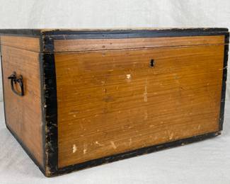 19th Century Chinese Tea Box