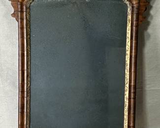 Chippendale Carved Shell Mirror
