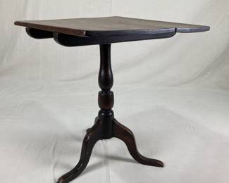 Walnut Tilt-Top Candle Stand, 19th Century