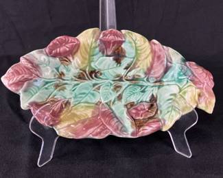 Majolica Leaf Dish