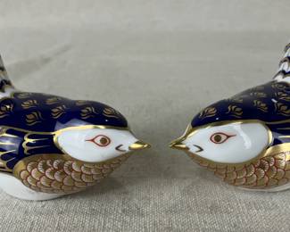 Pair of Royal Crown Derby Wrens