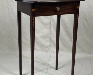Hepplewhite One-Drawer Stand