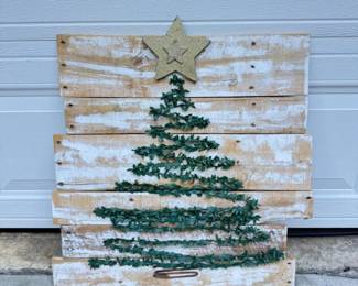 21 RusticDIYStyleWoodenChristmasTreeWallDcor
