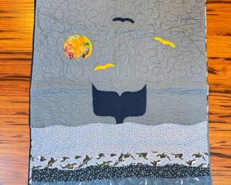 37 WhaleTailOceanThemeQuiltFreeMotionQuilted