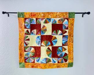14 ColorfulHandmadeWallQuiltFanPatternDesignwHangingPocket