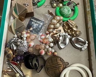 Vintage Jewelry