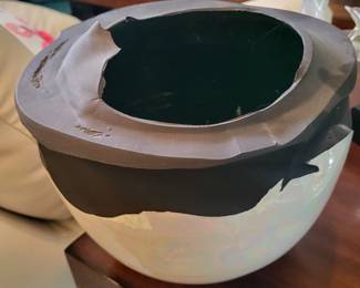 LATE 20TH CENTURY POTTERY