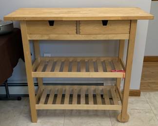 Microwave/food prep cart. Also perfect for storage. Very clean!