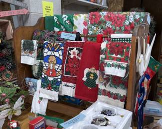 Christmas Linens!